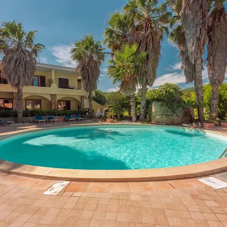 Relaxing Residenzia Village 1 Bedroom B4 Premium 4person Apartment Palau